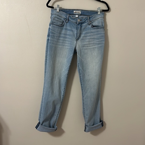 KUT from the Kloth Women's Catherine Mid Rise
Boyfriend Jeans Sz 6 Comfy Casual - Picture 2 of 9